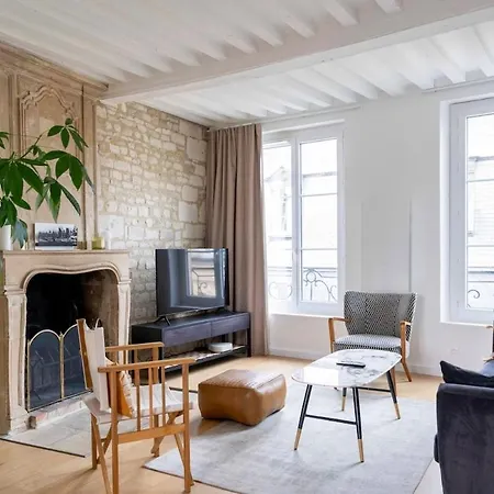 Triplex De Charme En Hypercentre De Кан